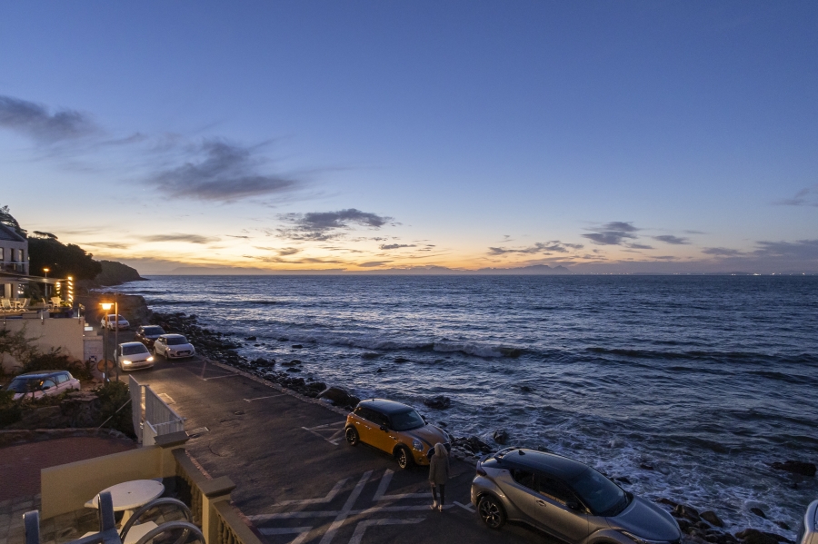 6 Bedroom Property for Sale in Gordons Bay Village Western Cape